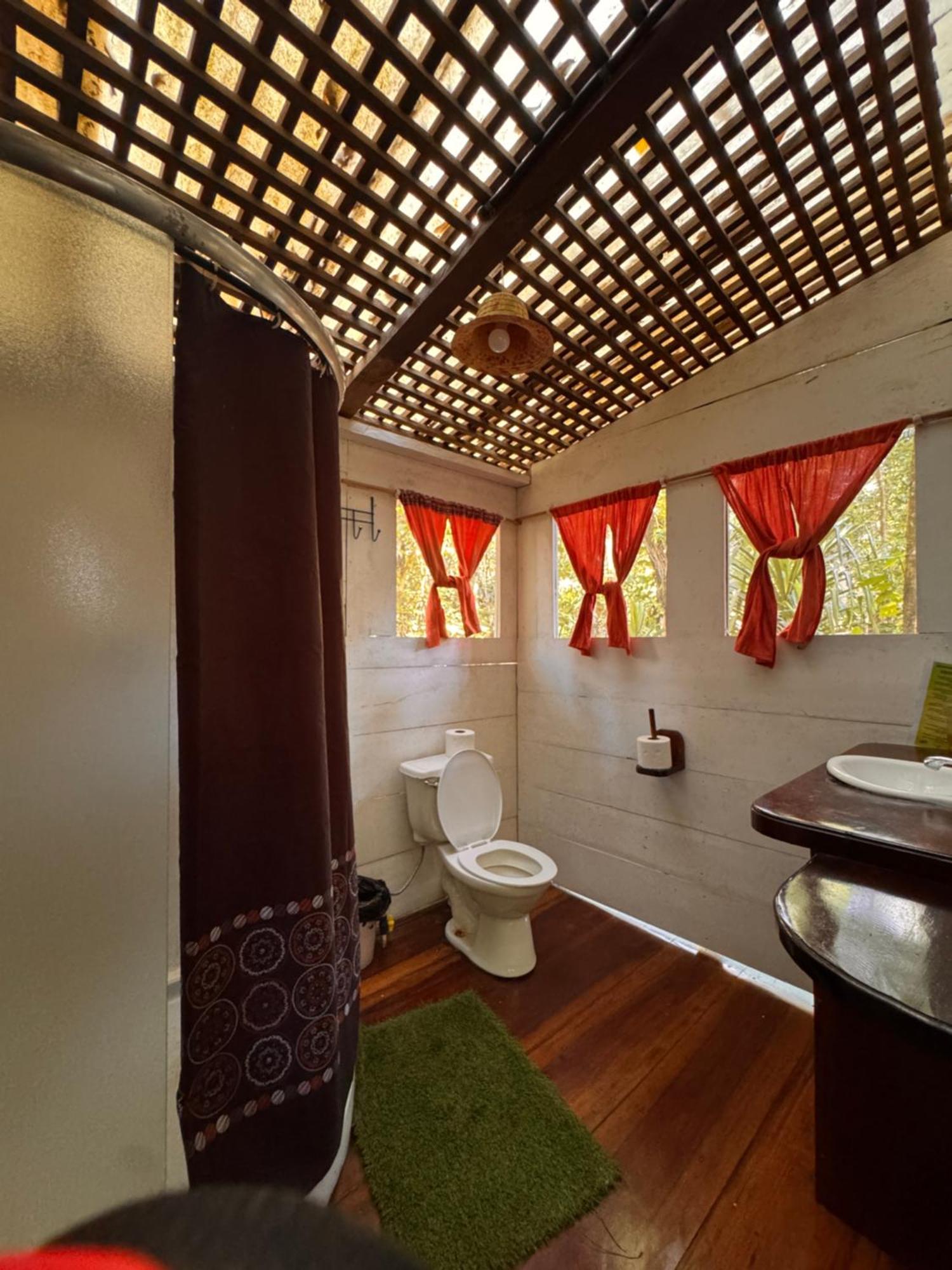 Finca Tatin Hotel Izabal Exterior photo