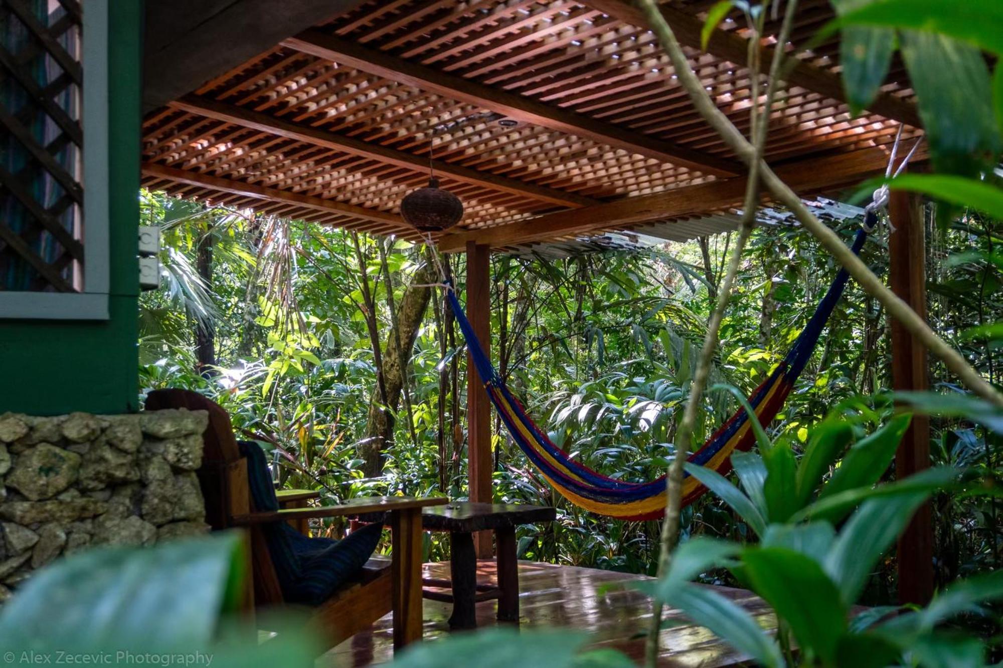 Finca Tatin Hotel Izabal Exterior photo