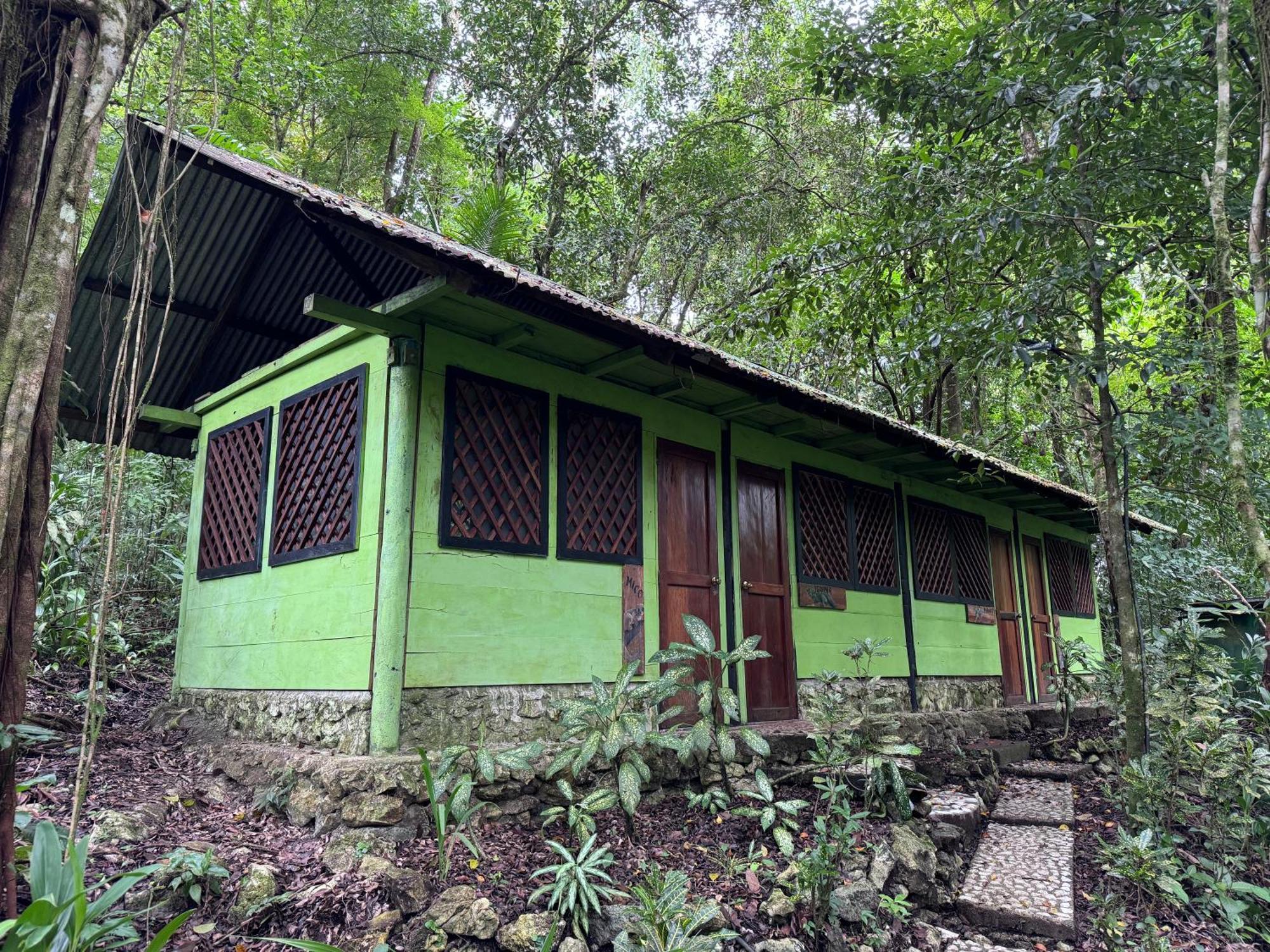 Finca Tatin Hotel Izabal Exterior photo